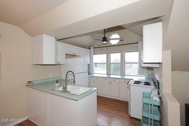 2158 E VIRGINIA Street, Mesa, AZ 85213