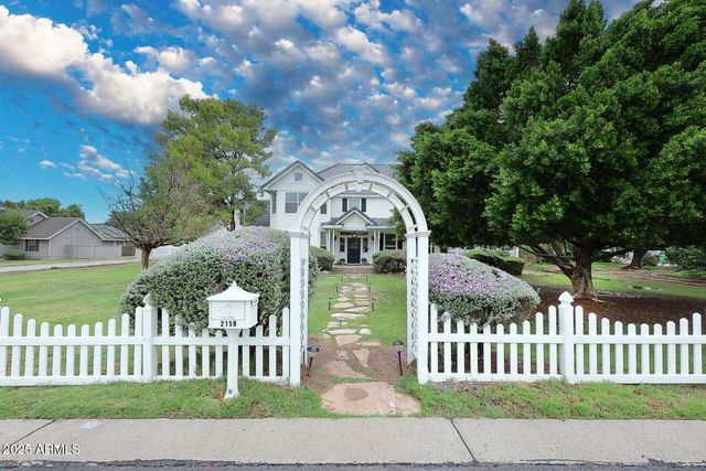 2158 E VIRGINIA Street, Mesa, AZ 85213