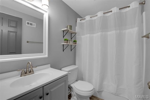 1040 Stonewick Court, Herculaneum, MO 63048