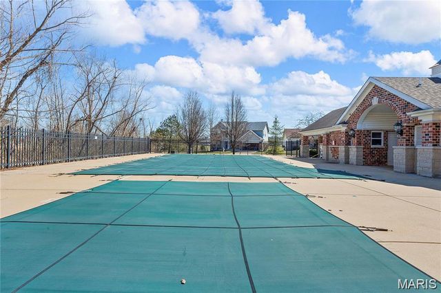 1040 Stonewick Court, Herculaneum, MO 63048