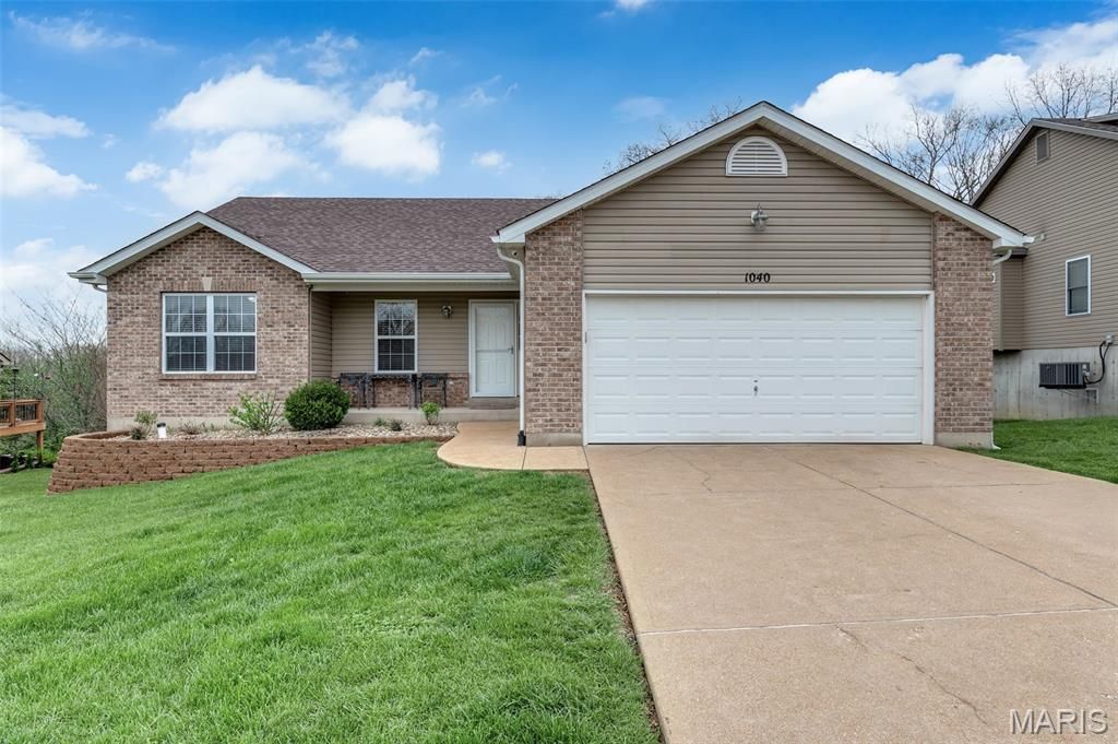 1040 Stonewick Court, Herculaneum, MO 63048