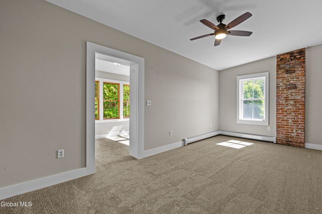 8 Mountain Street, Whitehall, NY 12887