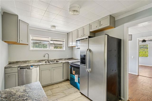 305 Anderson Circle, Covington, GA 30016