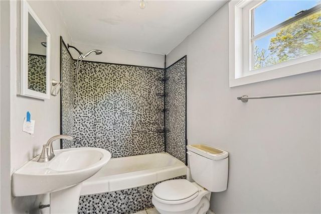 305 Anderson Circle, Covington, GA 30016