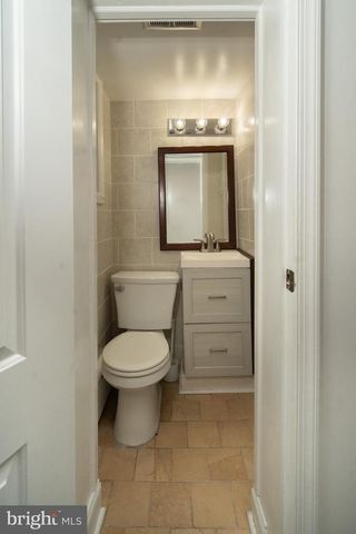 1037 SNYDER AVE, Philadelphia, PA 19148