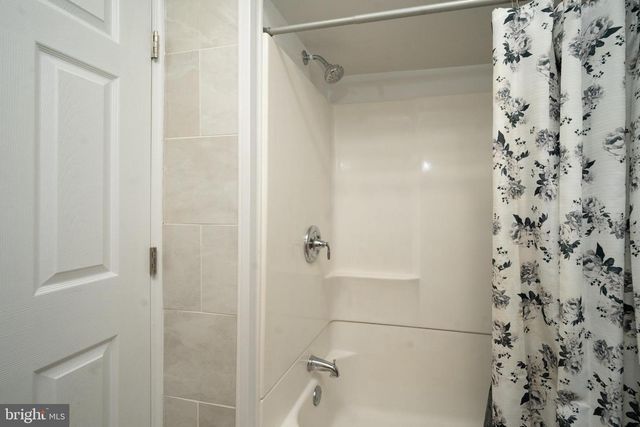 1037 SNYDER AVE, Philadelphia, PA 19148