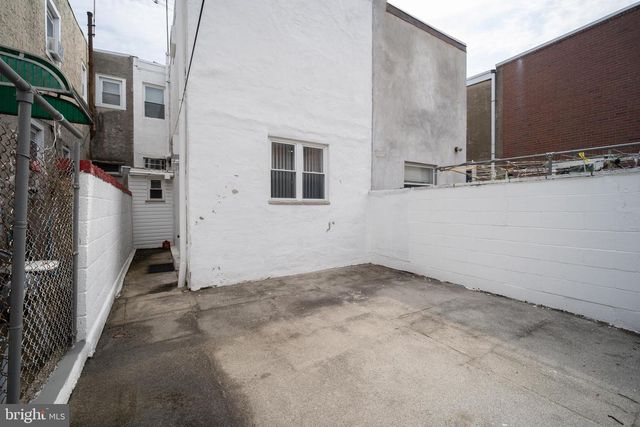 1037 SNYDER AVE, Philadelphia, PA 19148