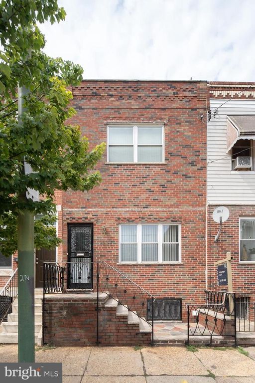 1037 SNYDER AVE, Philadelphia, PA 19148