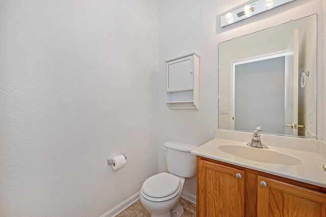 420 Stockman Ln, Lincoln, CA 95648