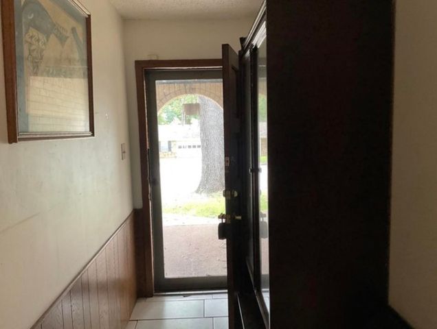 2704 Balsam St, Longview, TX 75604