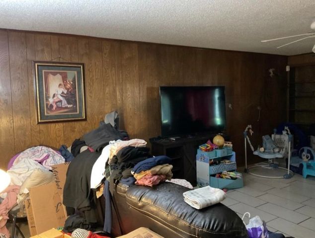 2704 Balsam St, Longview, TX 75604