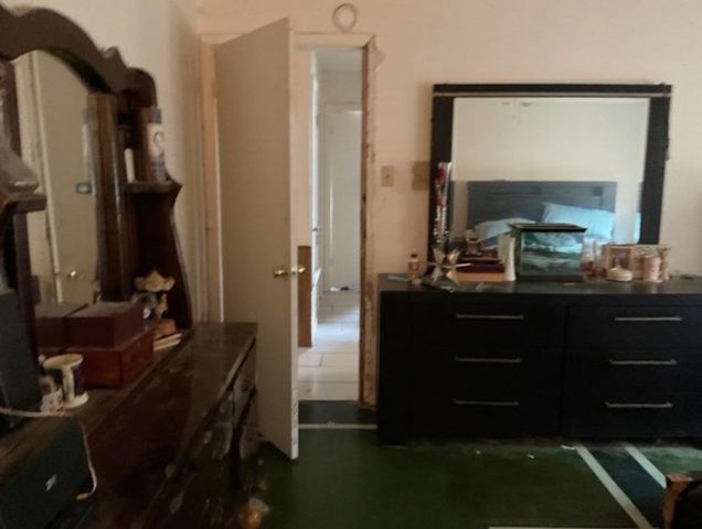 2704 Balsam St, Longview, TX 75604