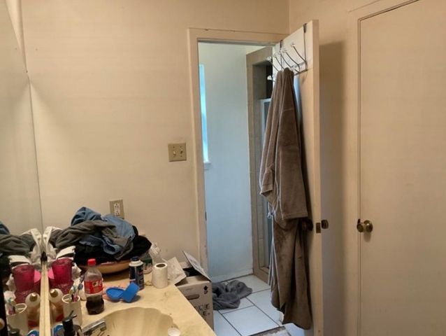 2704 Balsam St, Longview, TX 75604