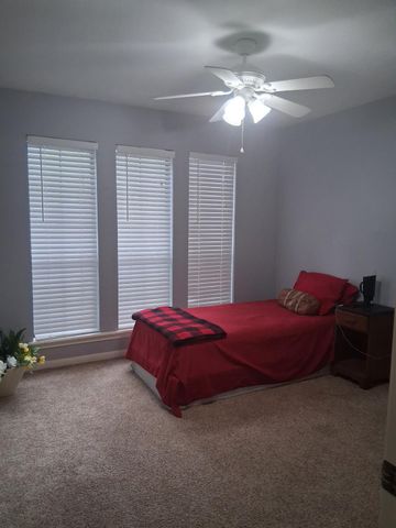 2232 Azalea Circle Circle, Huntsville, TX 77340