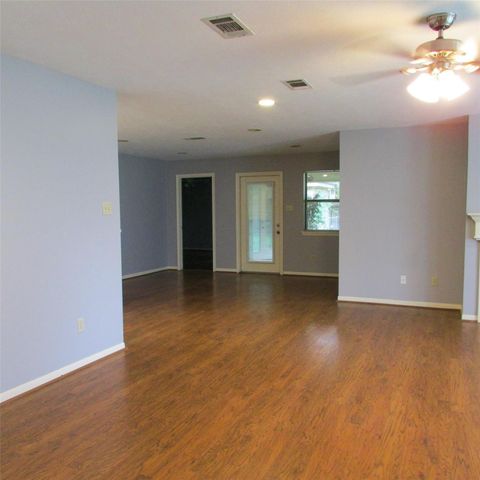 2232 Azalea Circle Circle, Huntsville, TX 77340