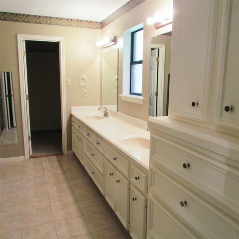 2232 Azalea Circle Circle, Huntsville, TX 77340