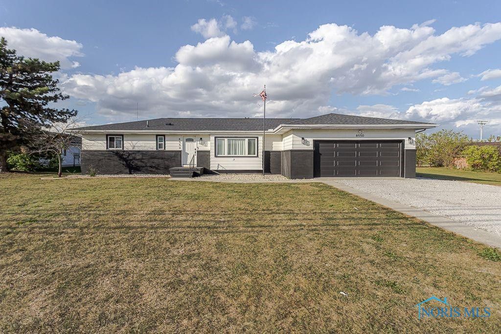 8550 Avenue Road, Perrysburg, OH 43551