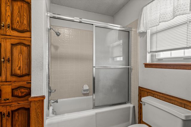 308 W 6th Street, Sundown, TX 79372