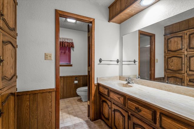 308 W 6th Street, Sundown, TX 79372