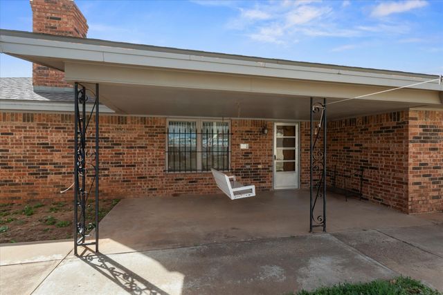 308 W 6th Street, Sundown, TX 79372