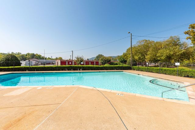 900 Mountain Creek Road G88, Chattanooga, TN 37405