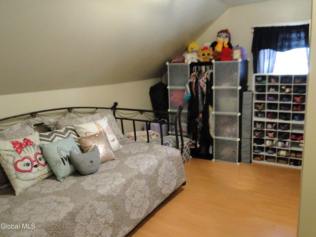 48 Keeler Drive, Albany, NY 12208