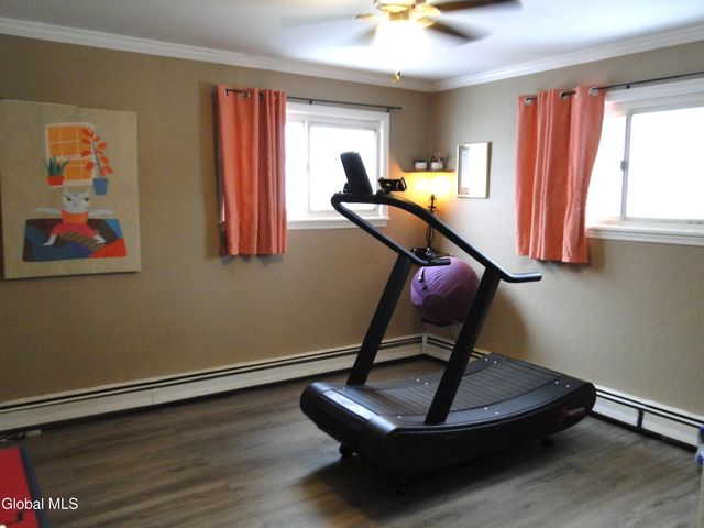 48 Keeler Drive, Albany, NY 12208