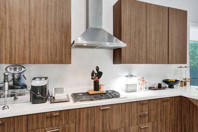 5663 W Brookfield Circle, Hollywood, FL 33312