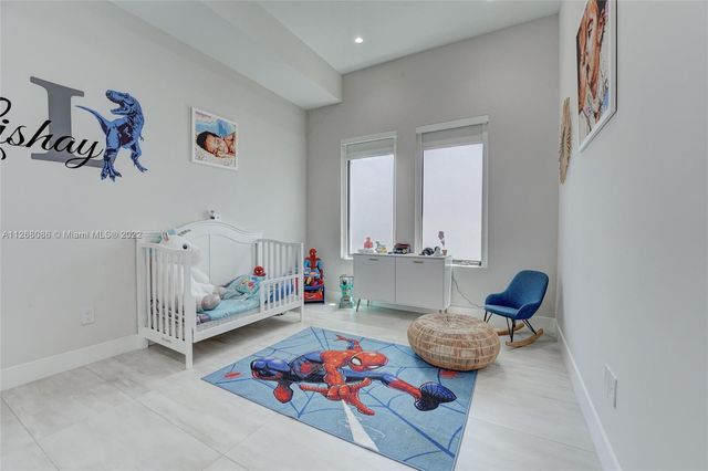 5663 W Brookfield Circle, Hollywood, FL 33312