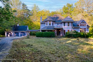 9020 Woodlily Trail, Louisville, KY 40229