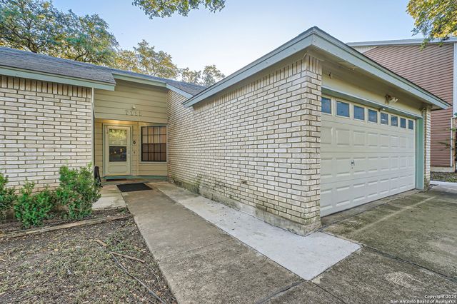 7111 Bart Hollow, San Antonio, TX 78250