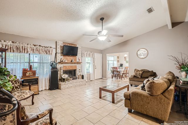 7111 Bart Hollow, San Antonio, TX 78250