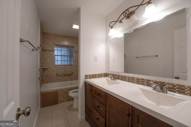 432 King Arthur Court, Jonesboro, GA 30236