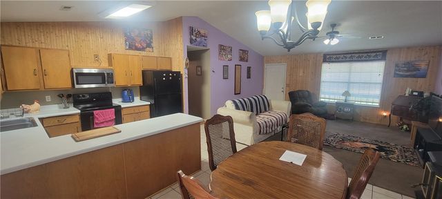 5 White Parish Lane, Bella Vista, AR 72714