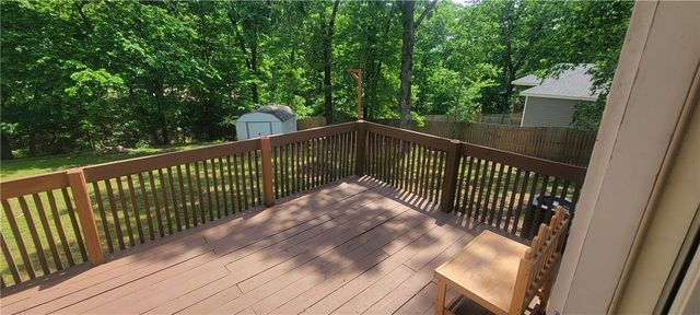 5 White Parish Lane, Bella Vista, AR 72714