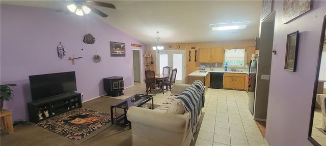 5 White Parish Lane, Bella Vista, AR 72714