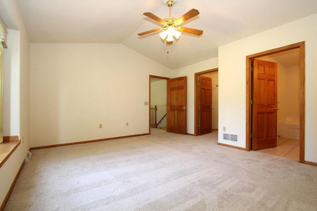 12395 W Waterford AVENUE, Greenfield, WI 53228