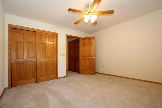 12395 W Waterford AVENUE, Greenfield, WI 53228