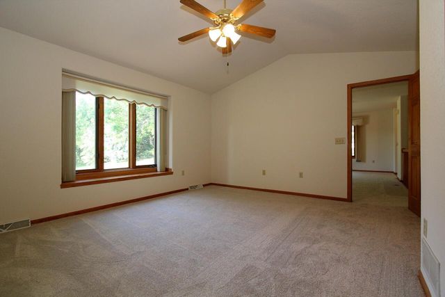 12395 W Waterford AVENUE, Greenfield, WI 53228