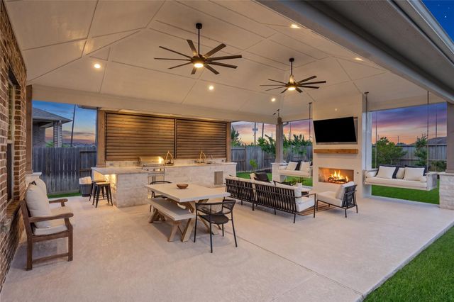 11506 Bryson Creek Court, Cypress, TX 77433