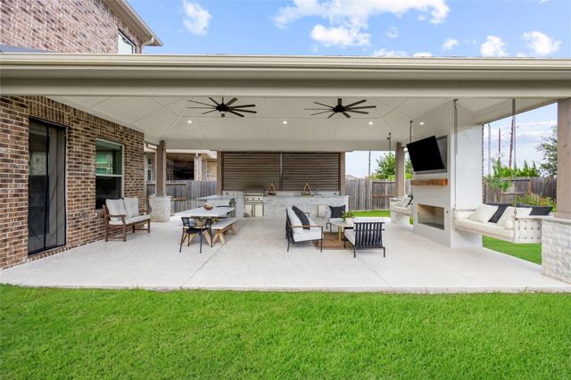 11506 Bryson Creek Court, Cypress, TX 77433
