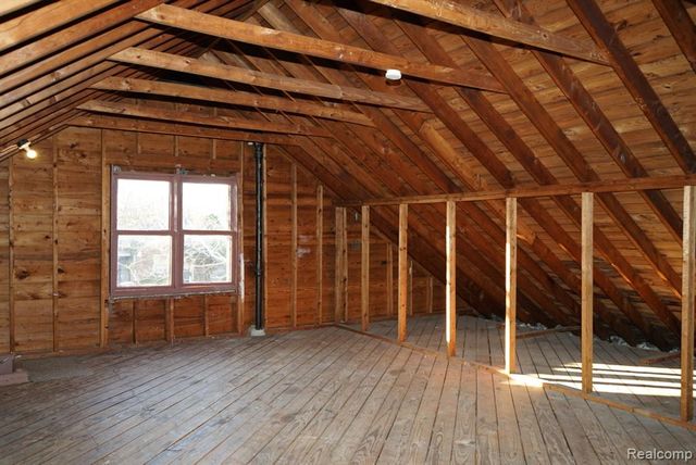 16076 Ellsworth Street, Detroit, MI 48227