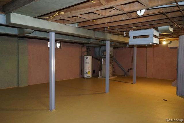 16076 Ellsworth Street, Detroit, MI 48227