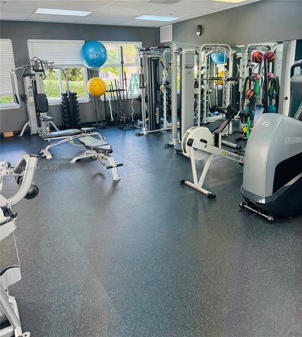 151 Michigan Ave 525, Miami Beach, FL 33139