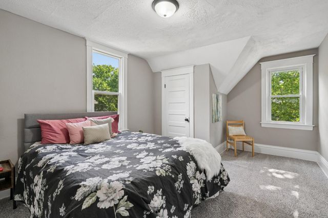2803 Fremont Avenue N, Minneapolis, MN 55411