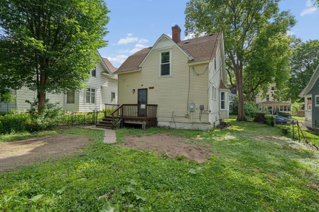 2803 Fremont Avenue N, Minneapolis, MN 55411