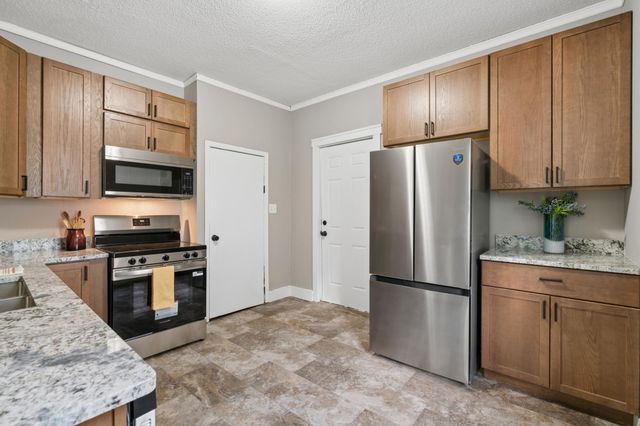 2803 Fremont Avenue N, Minneapolis, MN 55411
