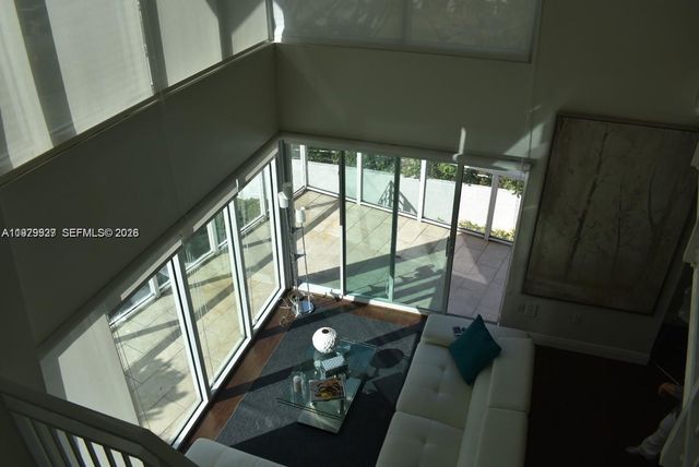 1528 Brickell Ave 101, Miami, FL 33129