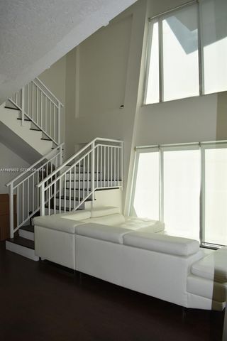 1528 Brickell Ave 101, Miami, FL 33129