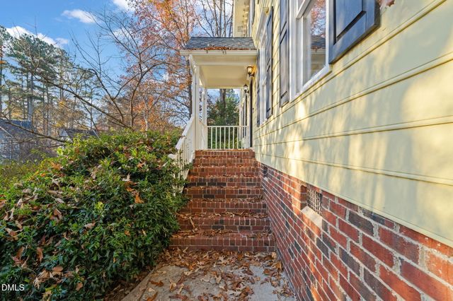 5212 Oakbrook Drive, Durham, NC 27713